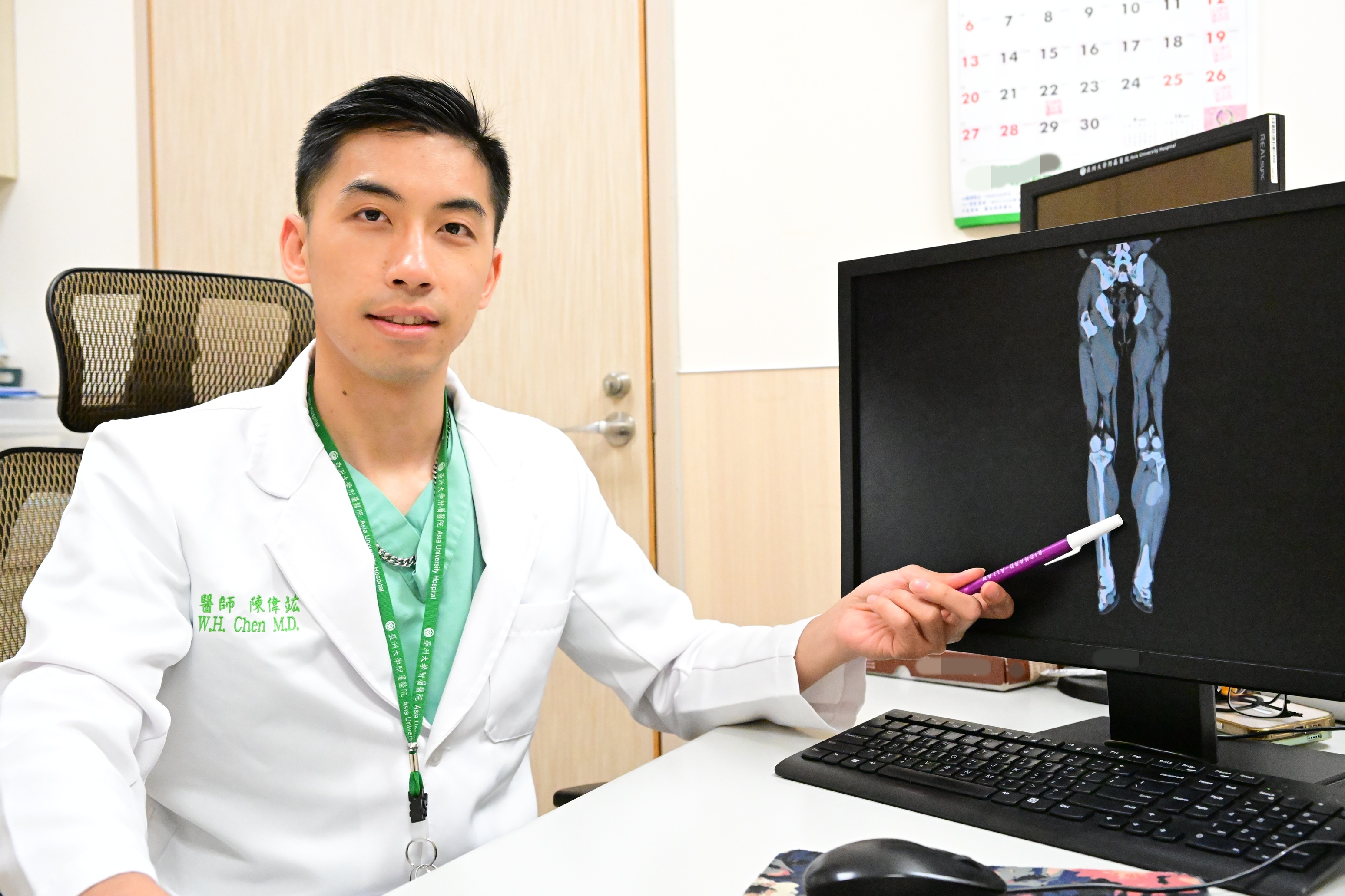 剪刀不慎刺傷小腿復原後竟孵出「會跳的腫塊」 原來是假性動脈瘤