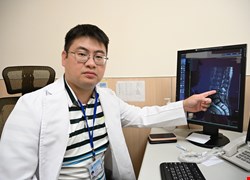 婦發燒、下背痛嘆「痛到快趴地上」 竟是細菌感染引發脊椎骨髓炎