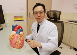 中年男右冠狀動脈兩年內「全通變全塞」置放支架後喜獲「心」生