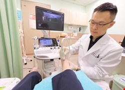 老球皮年輕耍帥頻「翻腳刀」中年增新傷難癒 再生療法神救援助攻