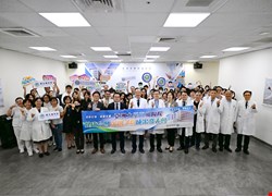 亞大醫院開箱深耕智慧醫療成果機器人、AI、虛擬實境驚艷全場